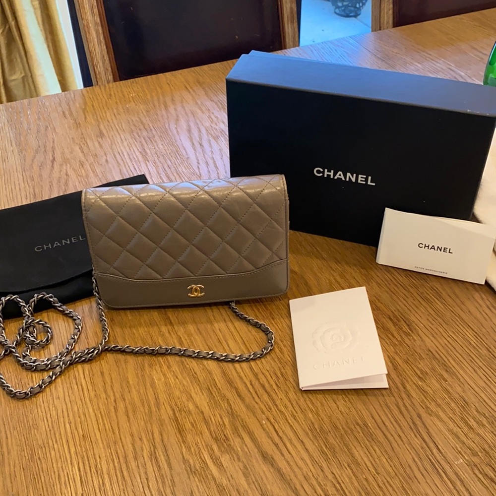 Chanel wallet on chain -Petite Maroquenerie